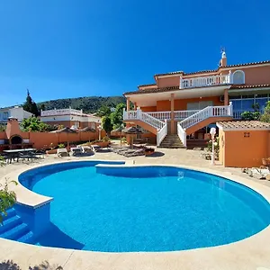 Tess Paradise Spain