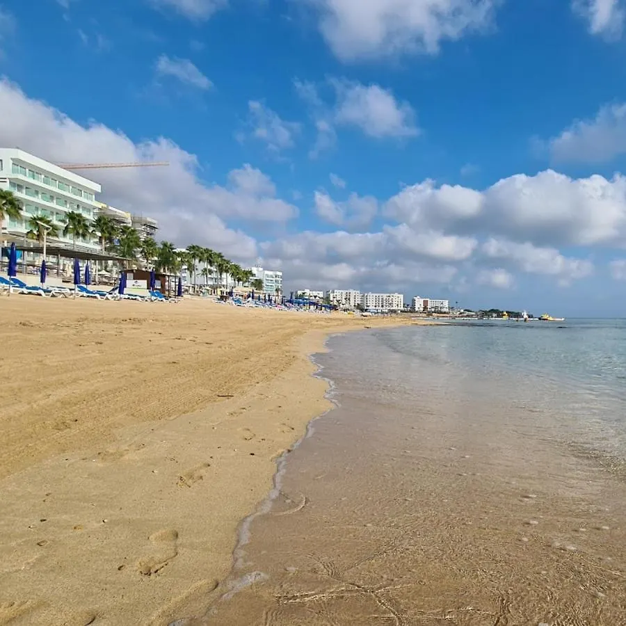 Constantinos The Great Beach Hotel Protaras 5*,